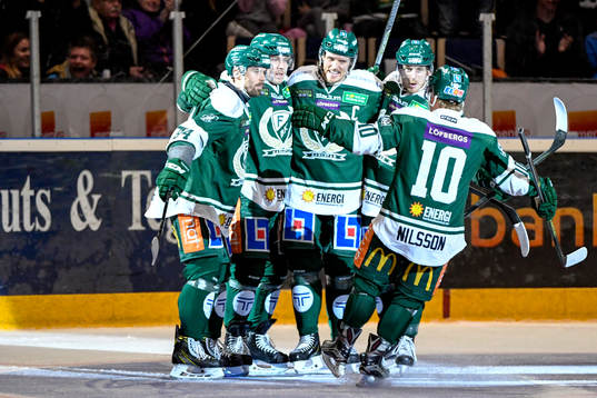 Färjestads Magnus Nygren jublar