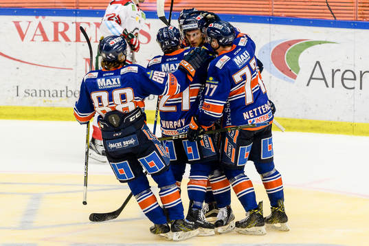 Växjös Eric Martinsson jublar