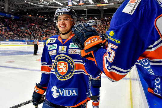 Växjös Adam Brodecki jublar
