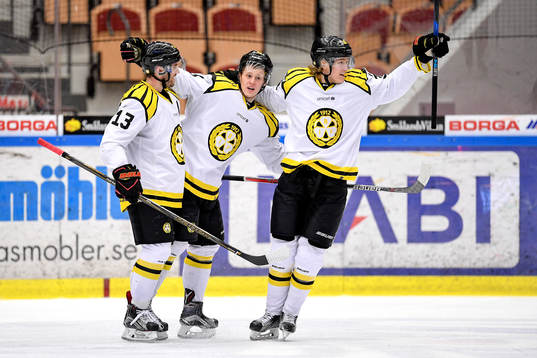 Brynäs Linus Ölund jublar