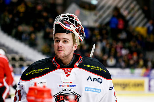 Malmö Redhawks målvakt  Tim Hultstrand