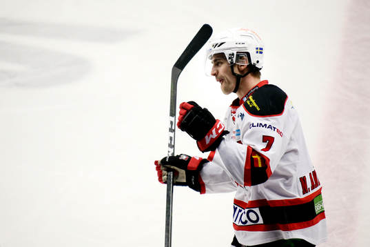 Malmö Redhawks Nils Andersson jublar