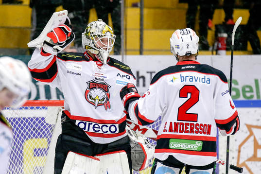 Malmö Redhawks målvakt Oscar Alsenfelt och Erik Andersson