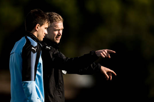 Tränare Magnus Pehrsson och Alexander Jeremejeff