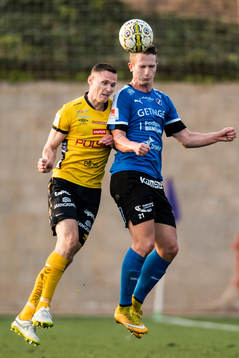 Elfsborgs Jon Jönsson och Halmstads Andreas Bengtsson
