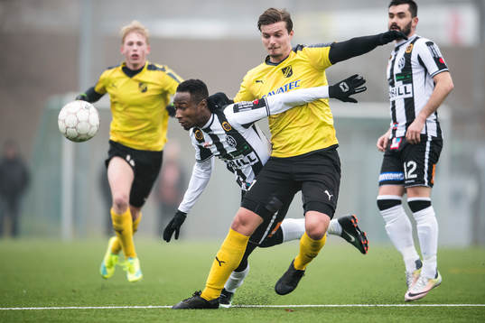 Bläddra bland fler bilder av Fotboll, träningsmatch, Landskrona - Lödde