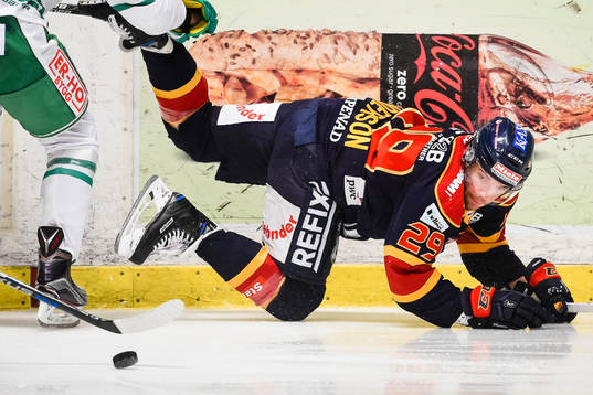 Rögles Almen Bibic och Djurgårdens Matt Anderson