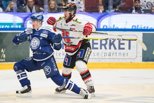 Leksands Johan Porsberger och Örebros Martin Johansson i
