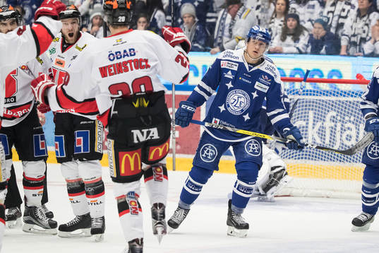 Örebros ???och Marcus Weinstock jublar