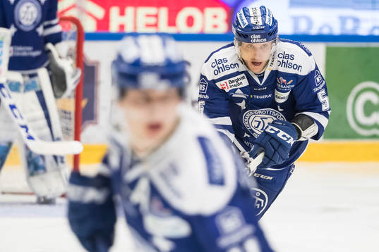 Leksands Ben Youds i ishockeymatchen i SHL mellan Leksand