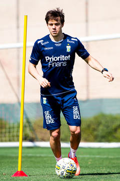 Mads Albaek