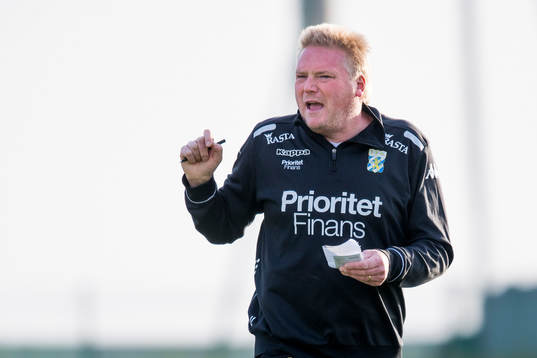 tränare Jörgen Lennartsson