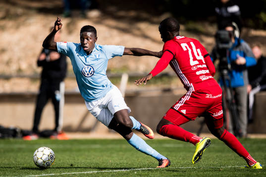 Malmö FFs Pa Konate och Östersunds Ronald Mukiibi