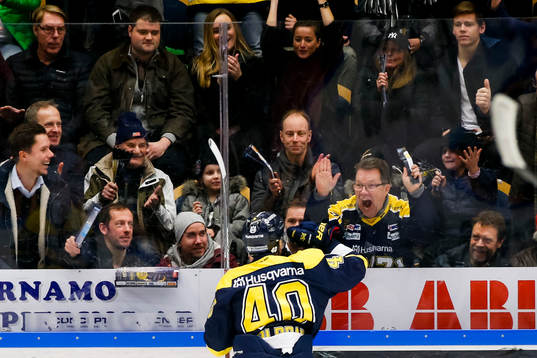 s Pär Arlbrandt jublar