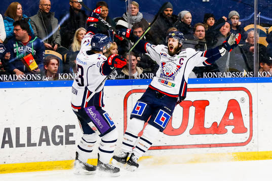 Linköpings Andrew Gordon och Niklas Persson jublar