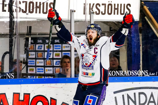 Linköpings Niklas Persson jublar
