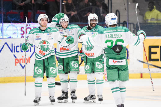 Rögles Simon Ryfors , Cade Fairchild, Edwin Hedberg och