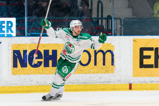 Rögles Simon Ryfors jublar