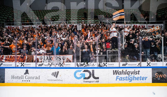 Växjö supporters jublar