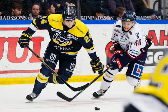 s Erik Christensen mot Linköpings Ken André Olimb