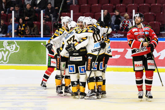 Skellefteås spelare jublar
