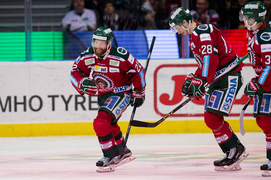 Frölundas Robin Figren jublar