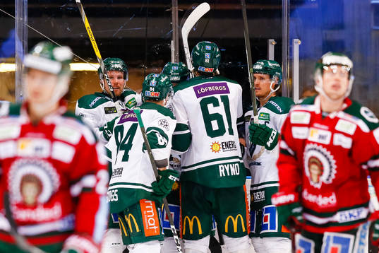 Färjestads spelare jublar