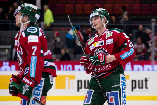 Frölundas Henrik Tömmernes och Johan Sundström deppar