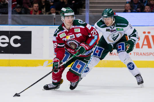 Frölundas Johan Sundström före Färjestads Johan Ryno