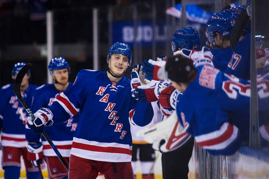 Rangers Jesper Fast jublar