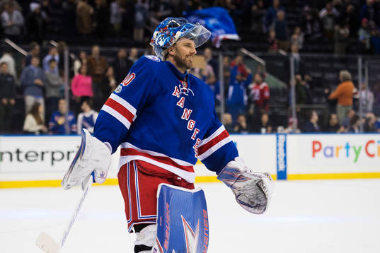 Rangers målvakt Henrik Lundqvist ler