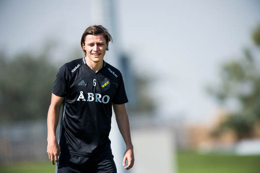 Simon Thern