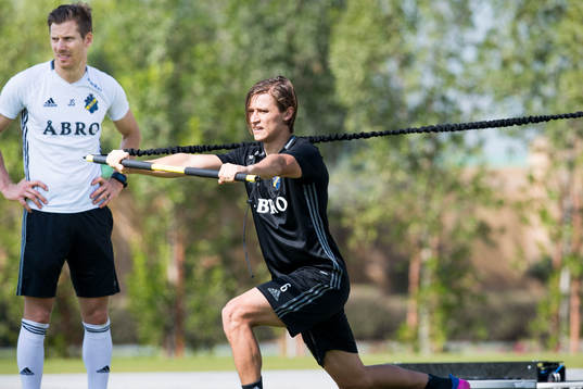 Simon Thern tränar