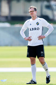 s tränare Rikard Norling