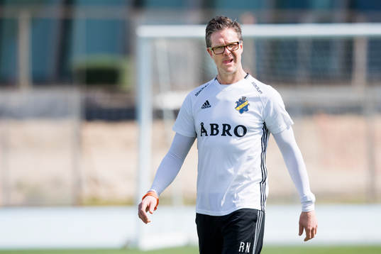 Tränare Rikard Norling