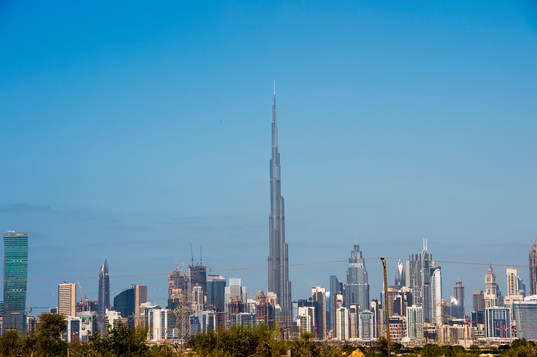 Översktsbild över Dubais centrum och skyline med Burj