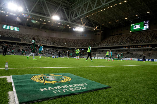 Hammarbys spelare värmer upp