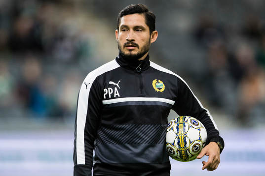 Hammarbys assisterande tränare Pablo Pinones-Arce innan