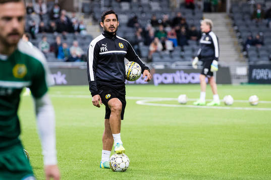 Hammarbys assisterande tränare Pablo Pinones-Arce innan