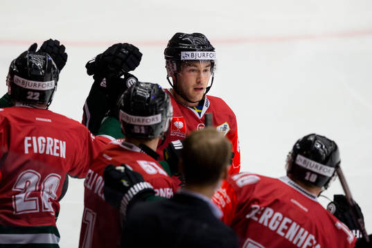 Frölundas Casey Wellman jublar