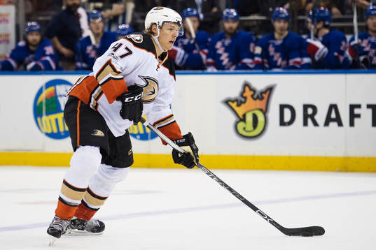 Ducks Hampus Lindholm
