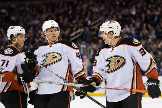 Ducks Brandon Montour, Hampus Lindholm och Jakob Silfverberg