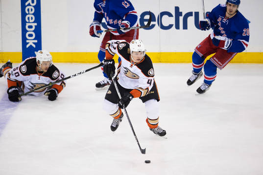 Ducks Hampus Lindholm