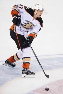 Ducks Hampus Lindholm