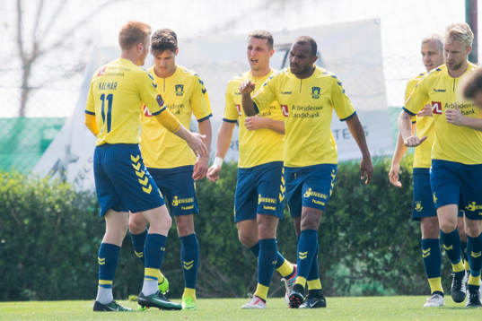 Bröndbys spelare jublar