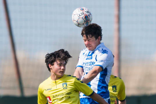 IFK Göteborgs Mads Albaek och Bröndbys Frederik
