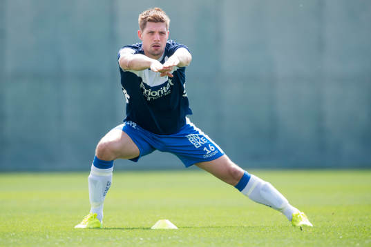 IFK Göteborgs Mikael Boman värmer upp