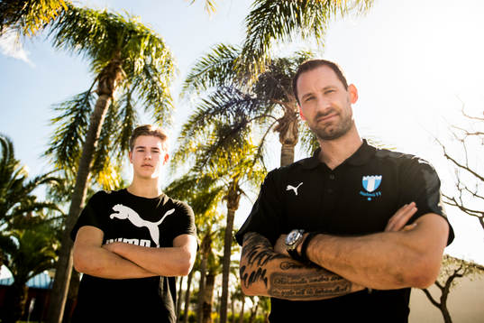 Målvakt Mathias Nilsson och målvakt Johan Wiland