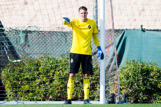 s målvakt Oscar Linnér