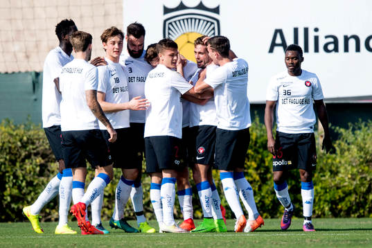 Midtjyllands spelare jublar